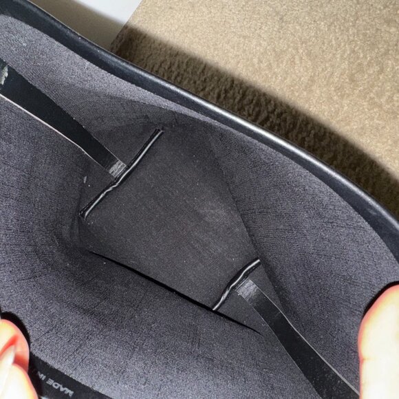 The Row Canvas N/S Park Bucket Bag Small - Picture 4 of 6